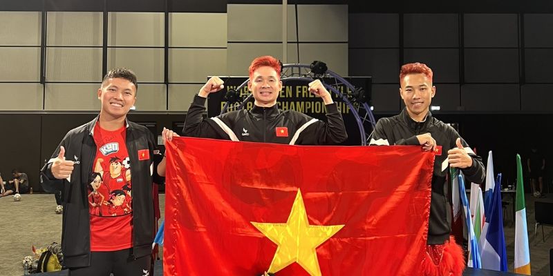 Đỗ Kim Phúc đóng góp
